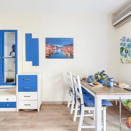 Patio Andaluz A 100 Metros De La Playa דירה