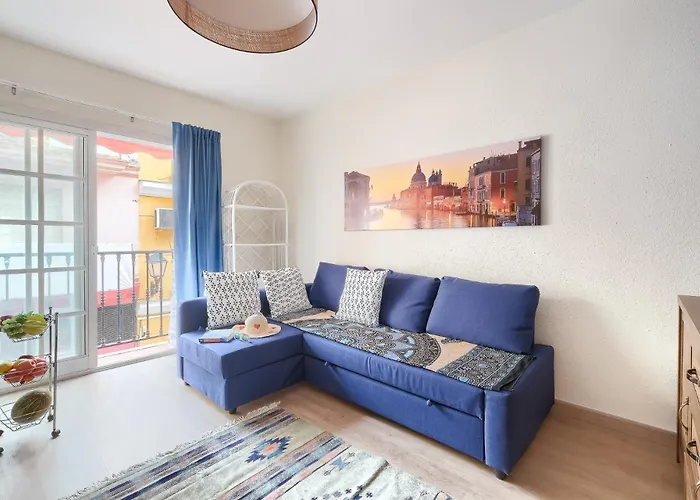 Patio Andaluz A 100 Metros De La Playa