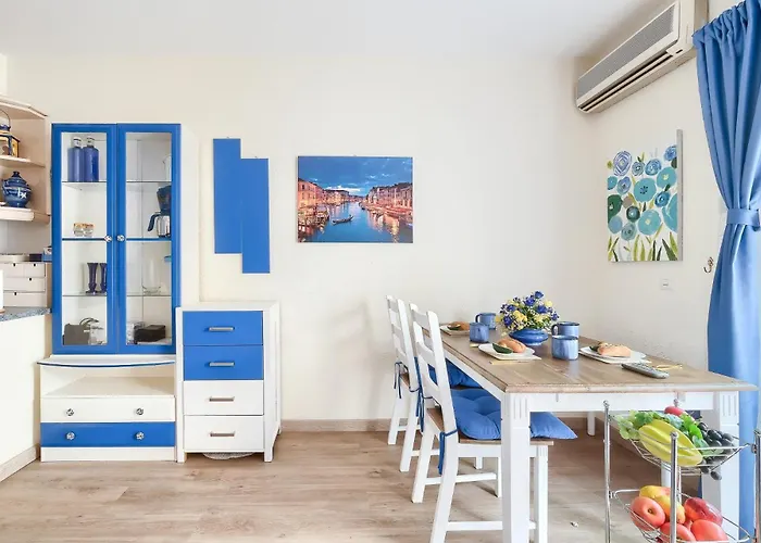 Patio Andaluz A 100 Metros De La Playa Апартаменты